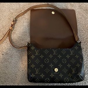 Louis Vuitton Handbag
